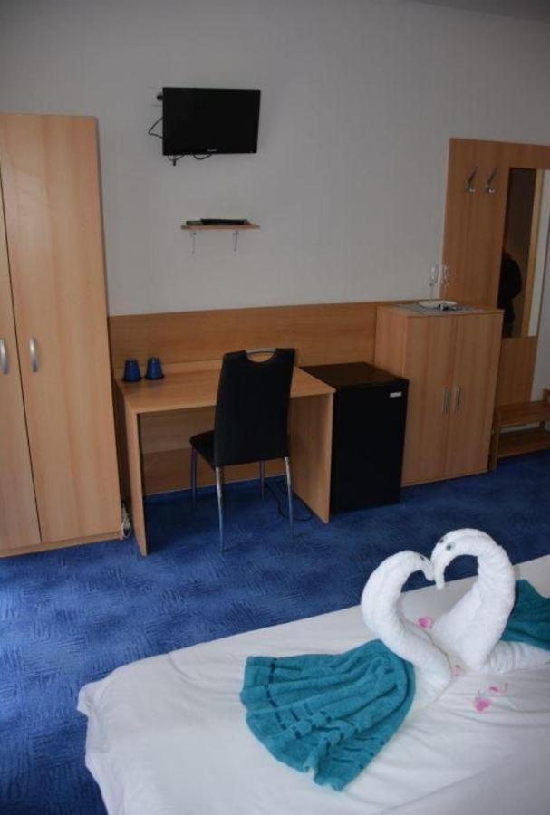 ברון Hotel O.K. 1 מראה חיצוני תמונה