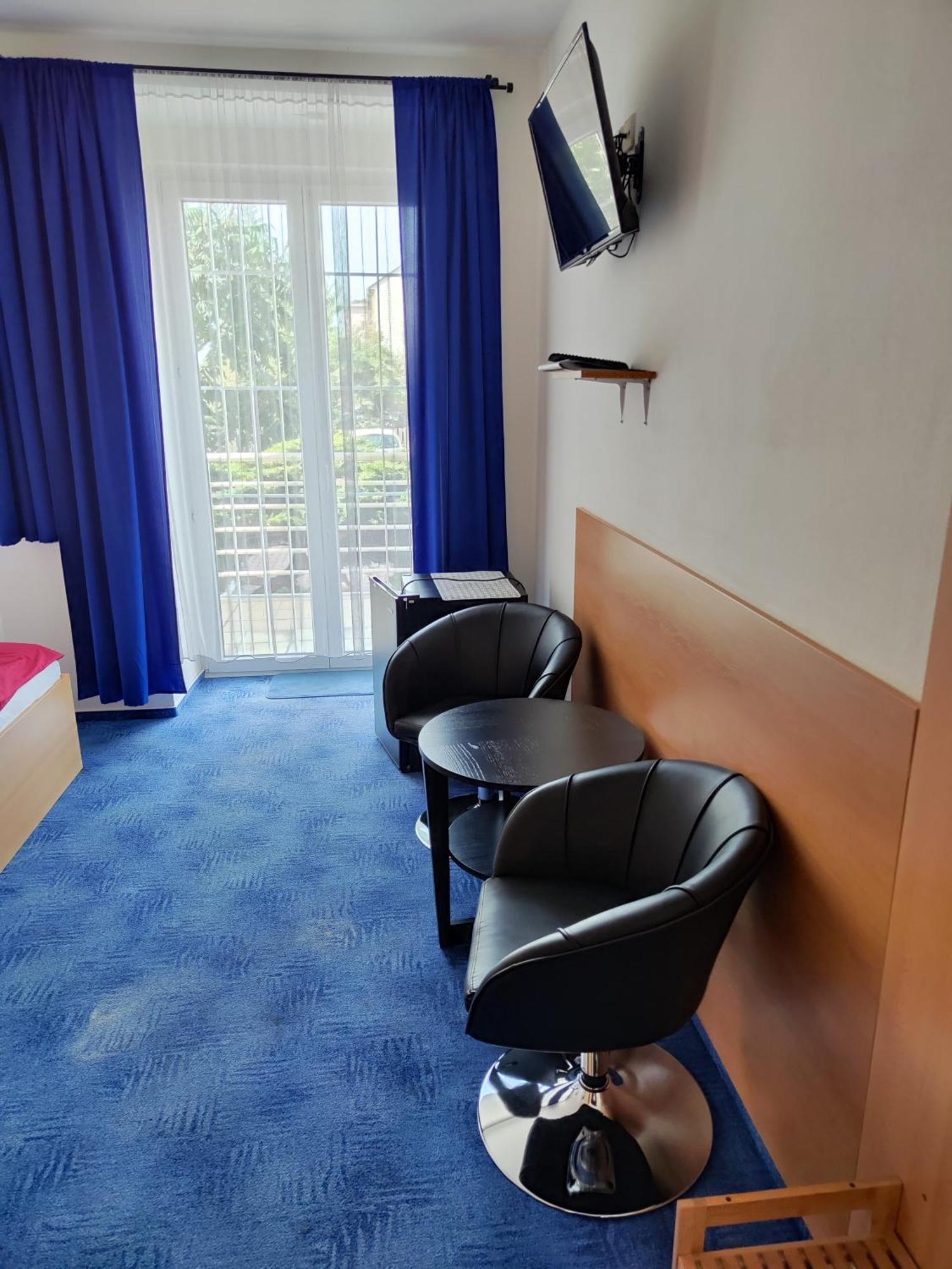 ברון Hotel O.K. 1 מראה חיצוני תמונה