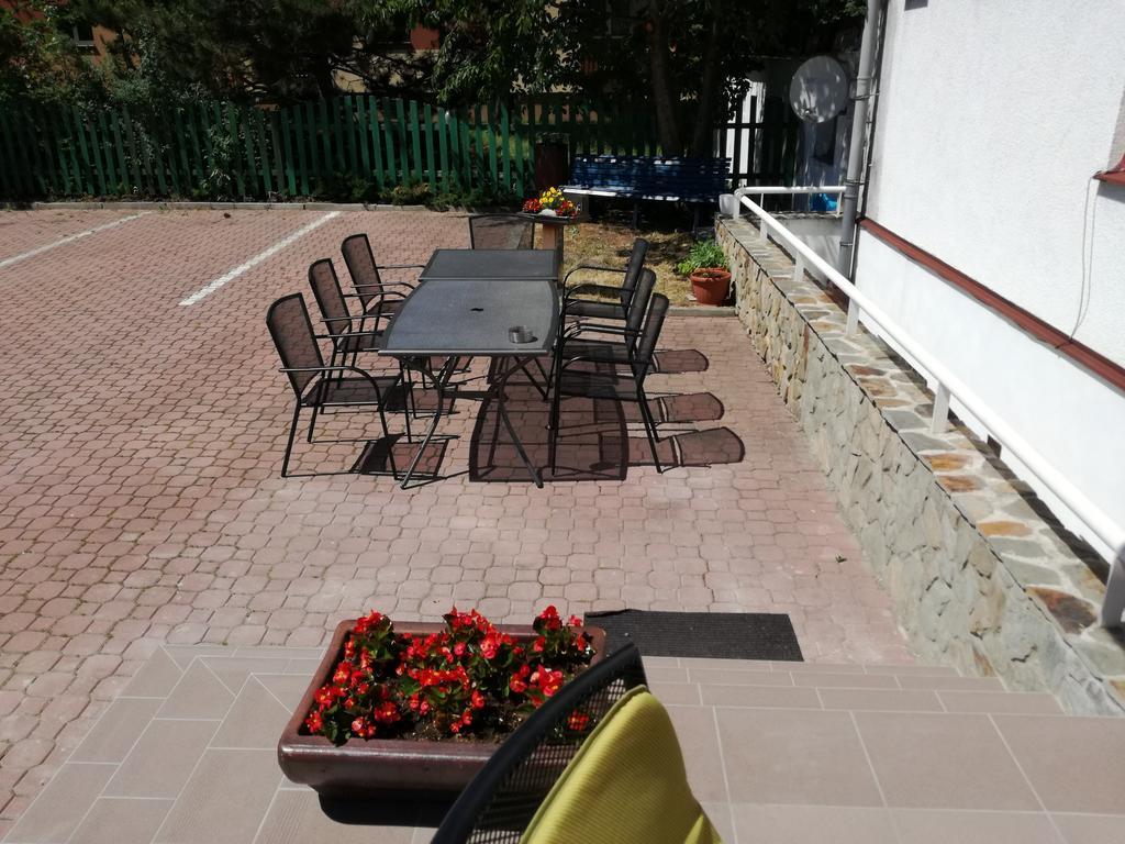 ברון Hotel O.K. 1 מראה חיצוני תמונה