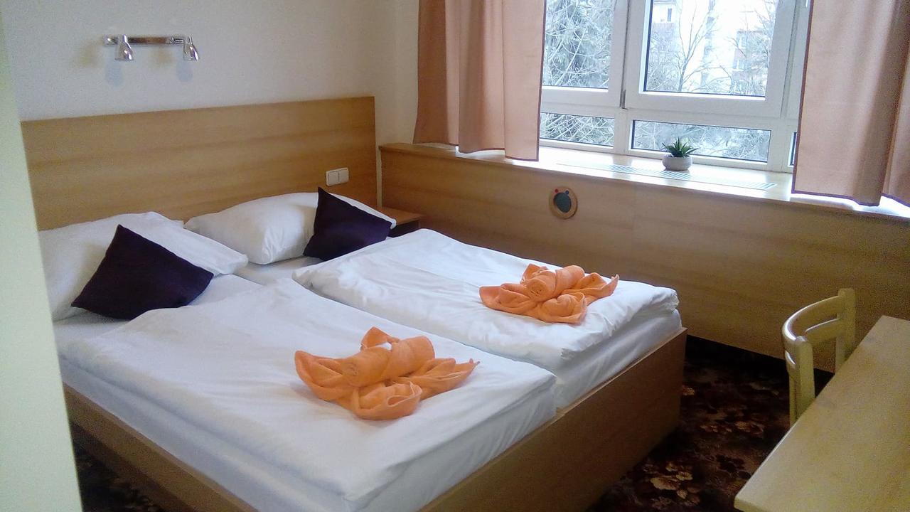 ברון Hotel O.K. 1 מראה חיצוני תמונה